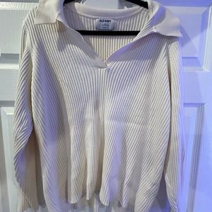Old navy sweater